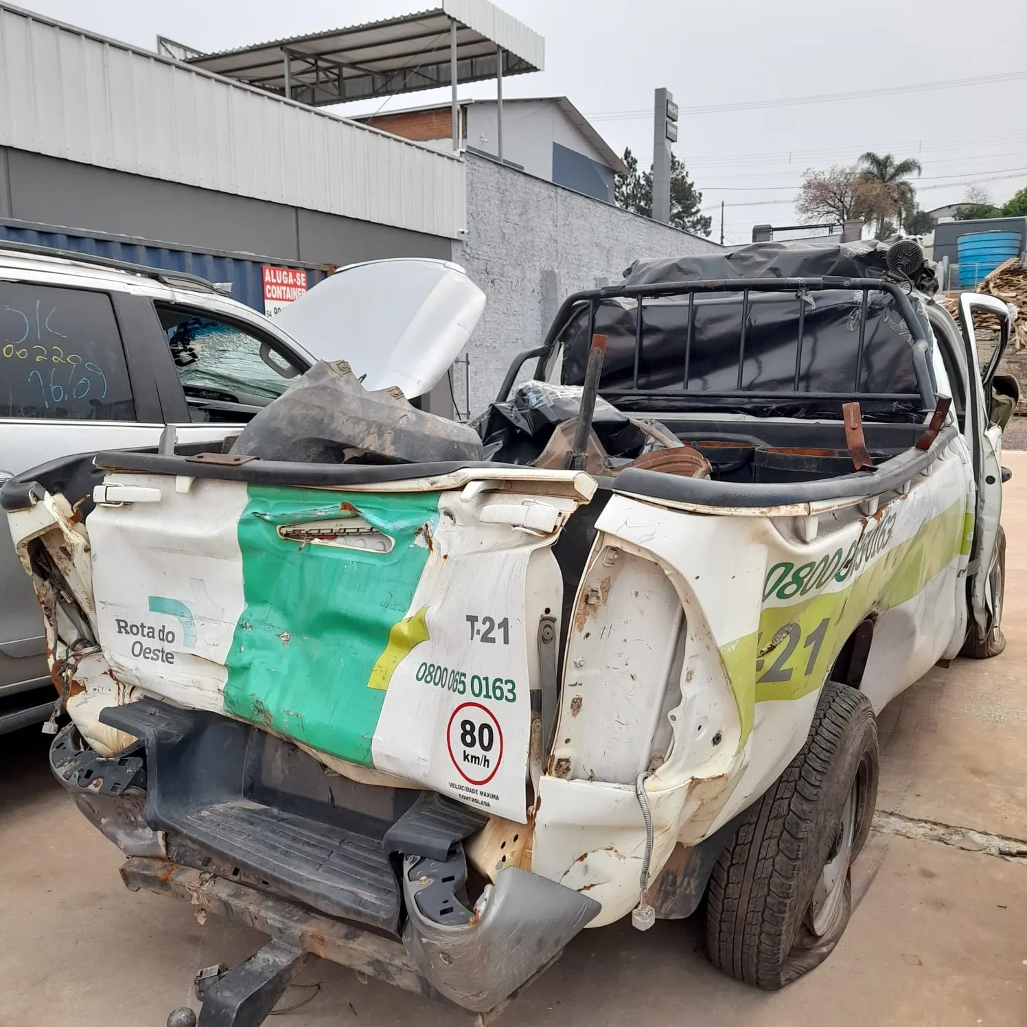 Sucata de Toyota Hilux 2.8 CS Manual 204cv 4x4 21/21
