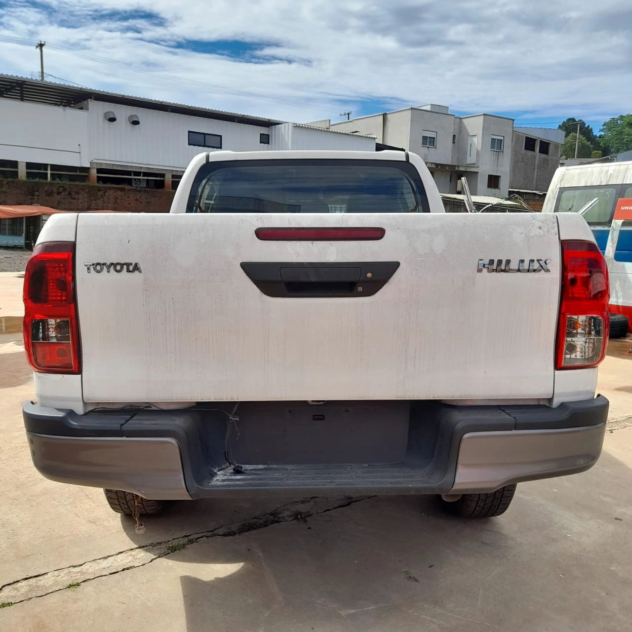 Sucata de Toyota Hilux CD 2022 2.8 204cv 4x4 Manual