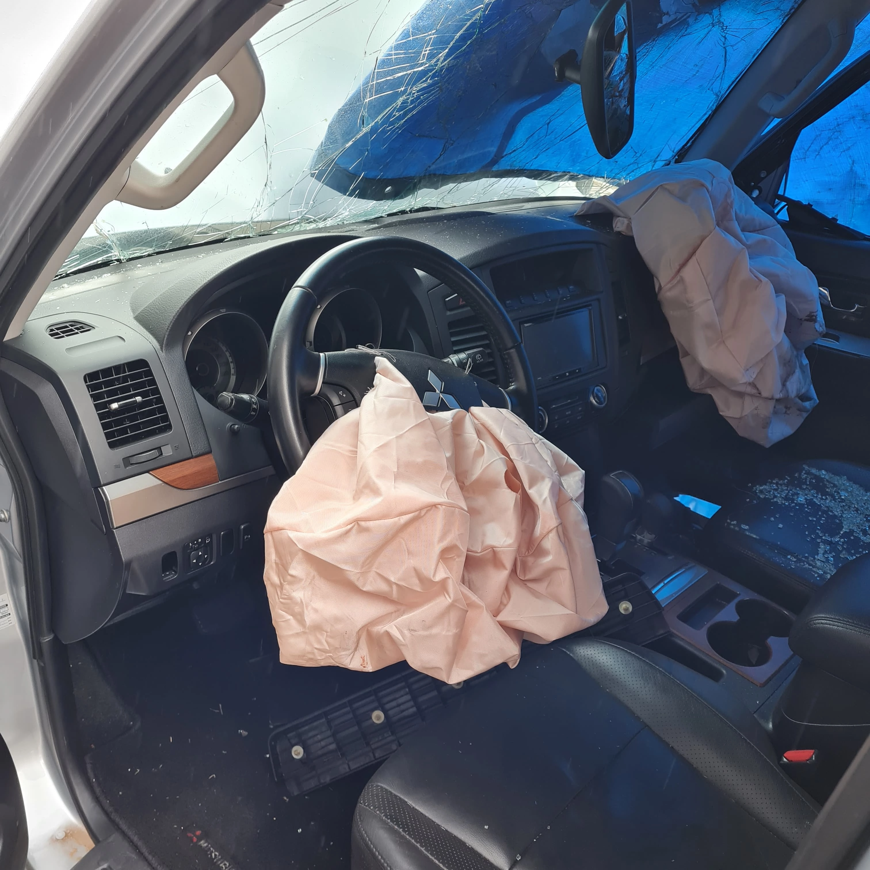 Sucata de Pajero HPE 2011 3.2 Automática