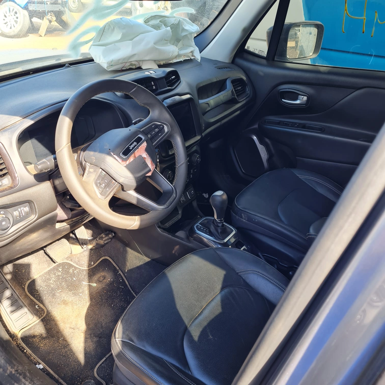 Sucata de Jeep Renegade T270 2022 1.3 Automática