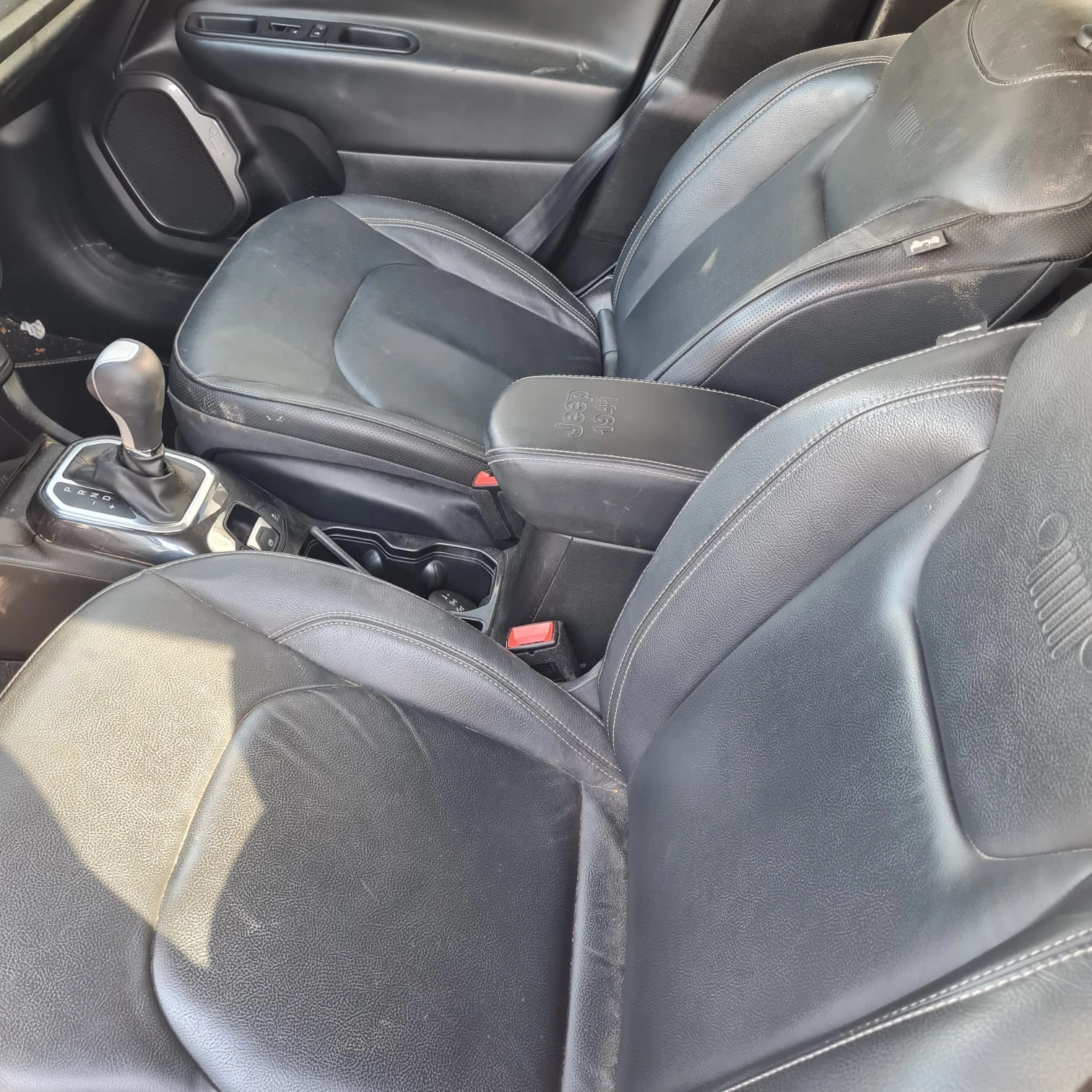 Sucata de Jeep Renegade T270 2022 1.3 Automática