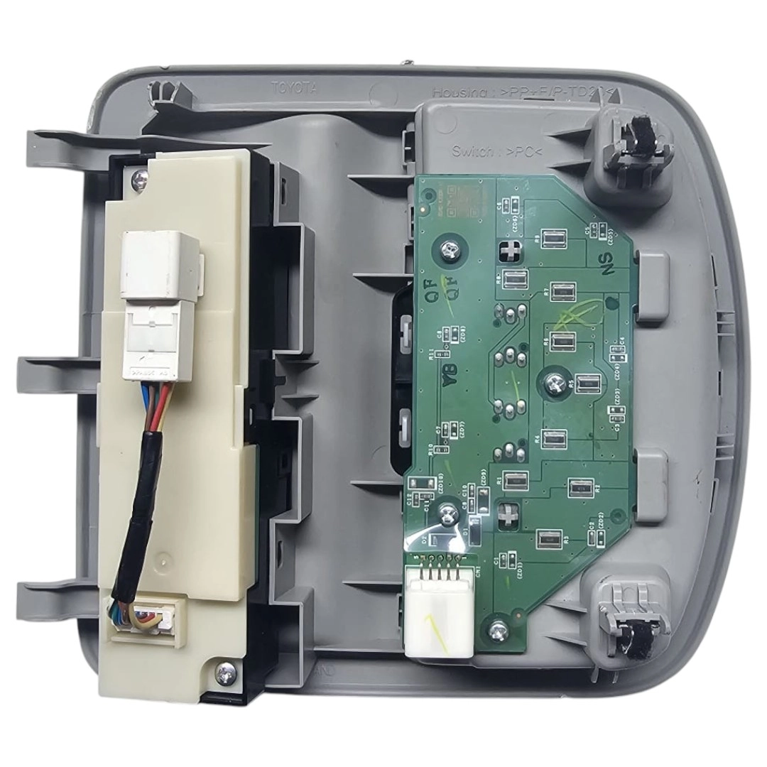Luz de teto cortesia Hilux SW4 SRX 2.8 2017 4X4