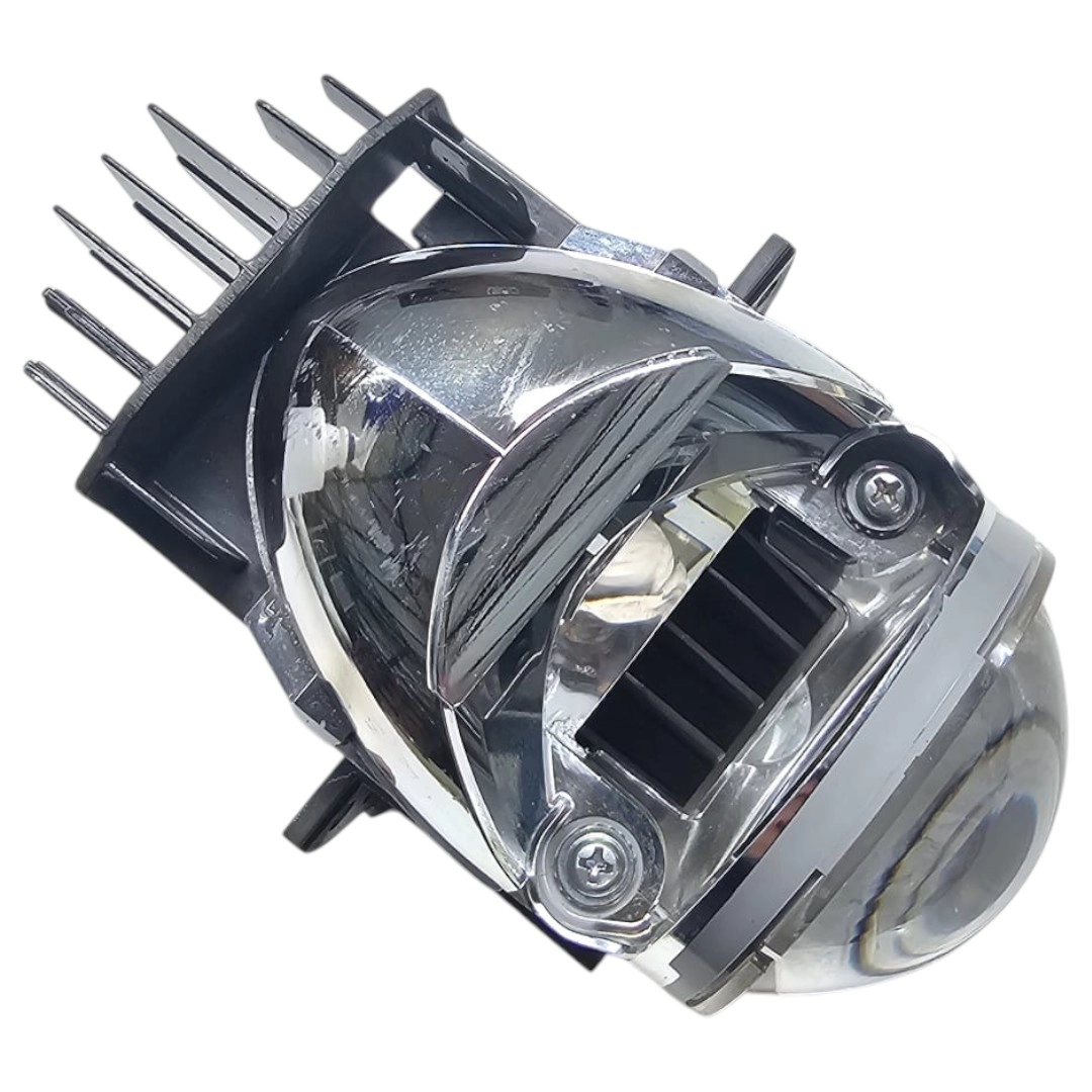 projetor led do farol Hilux SW4 SRX 2.8 2017 4X4