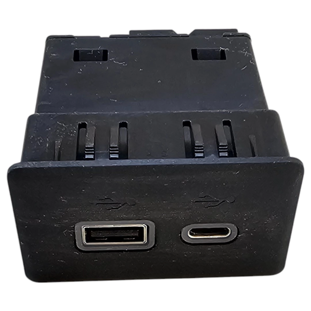 Conector USB console central S10 2.8 200CV 2022 Aut