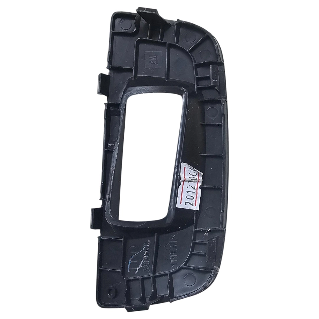 Moldura sensor de colisão S10 2.8 200CV 2022 Aut