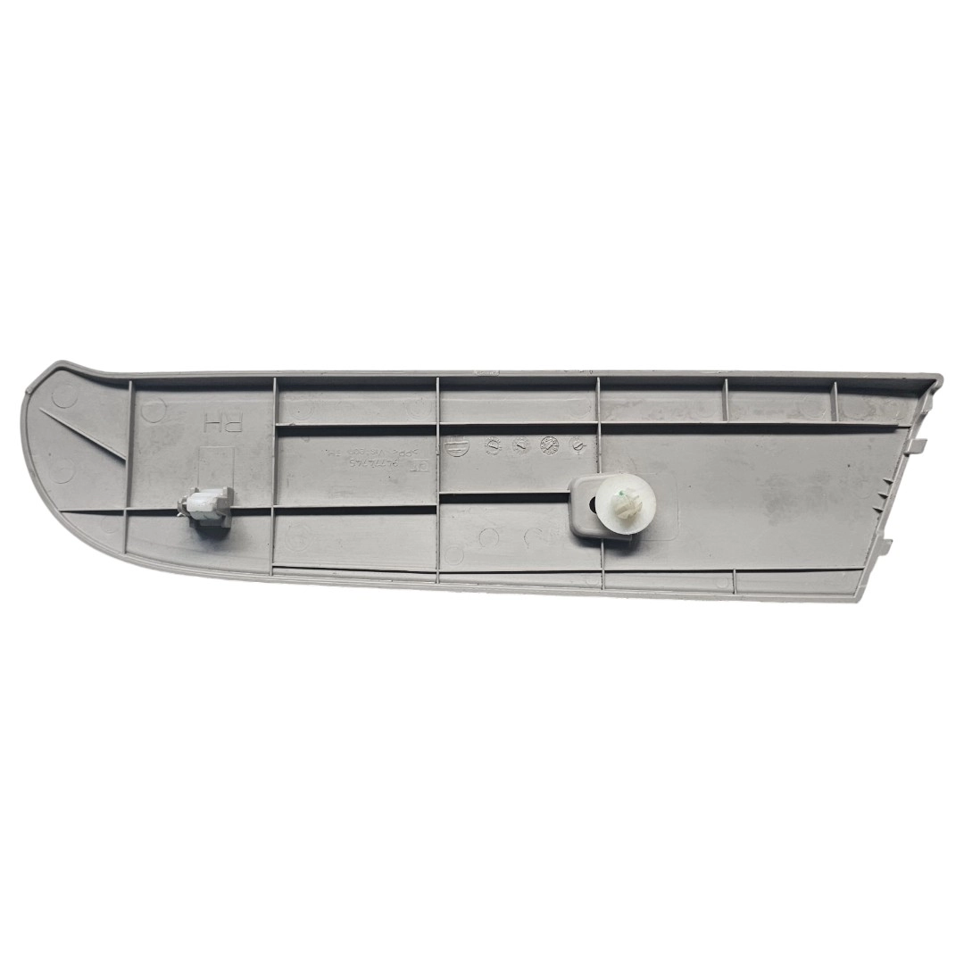 Moldura interna porta traseira direita S10 2.8 200CV 2022 Aut