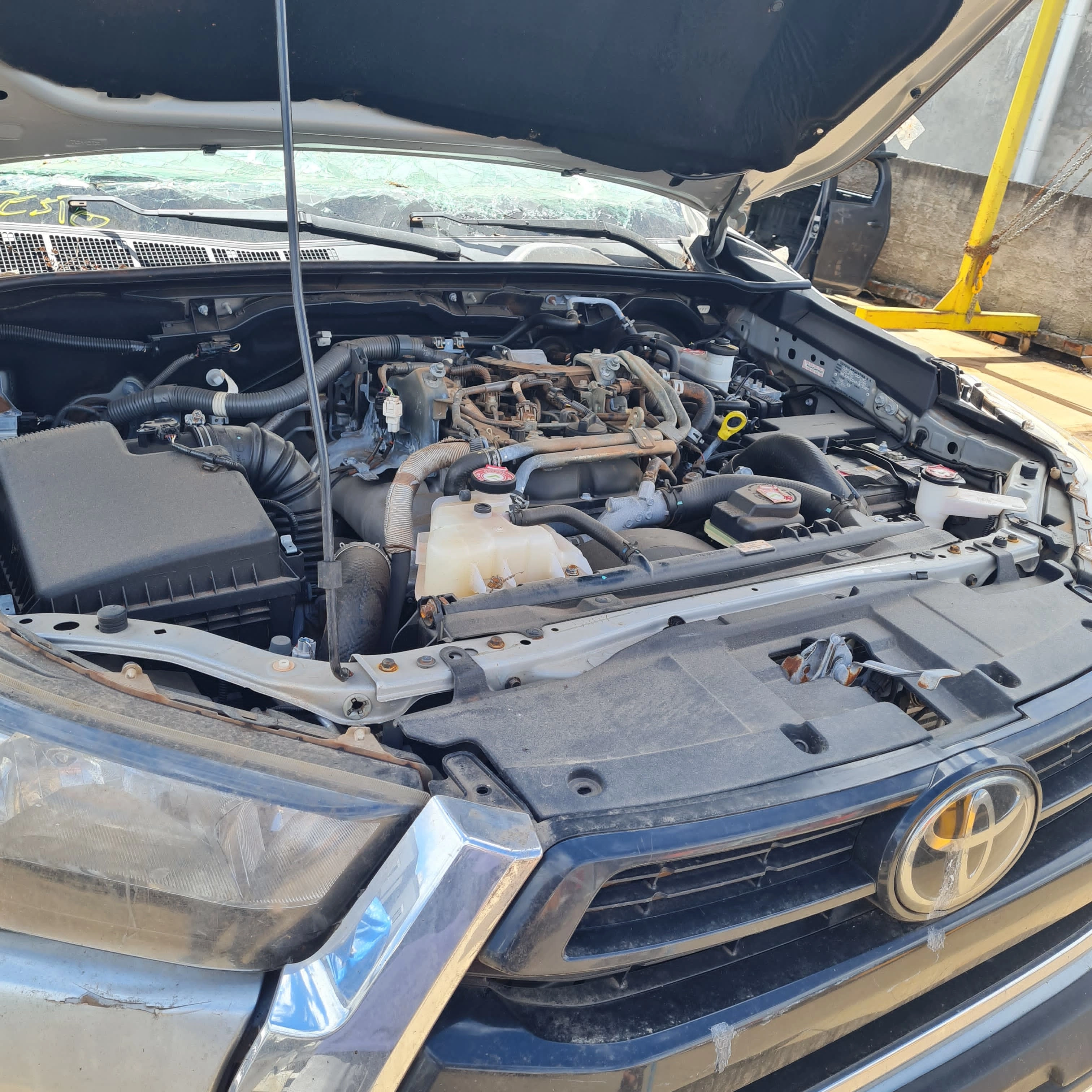 Sucata Toyota Hilux CD 2021 2.8 Manual