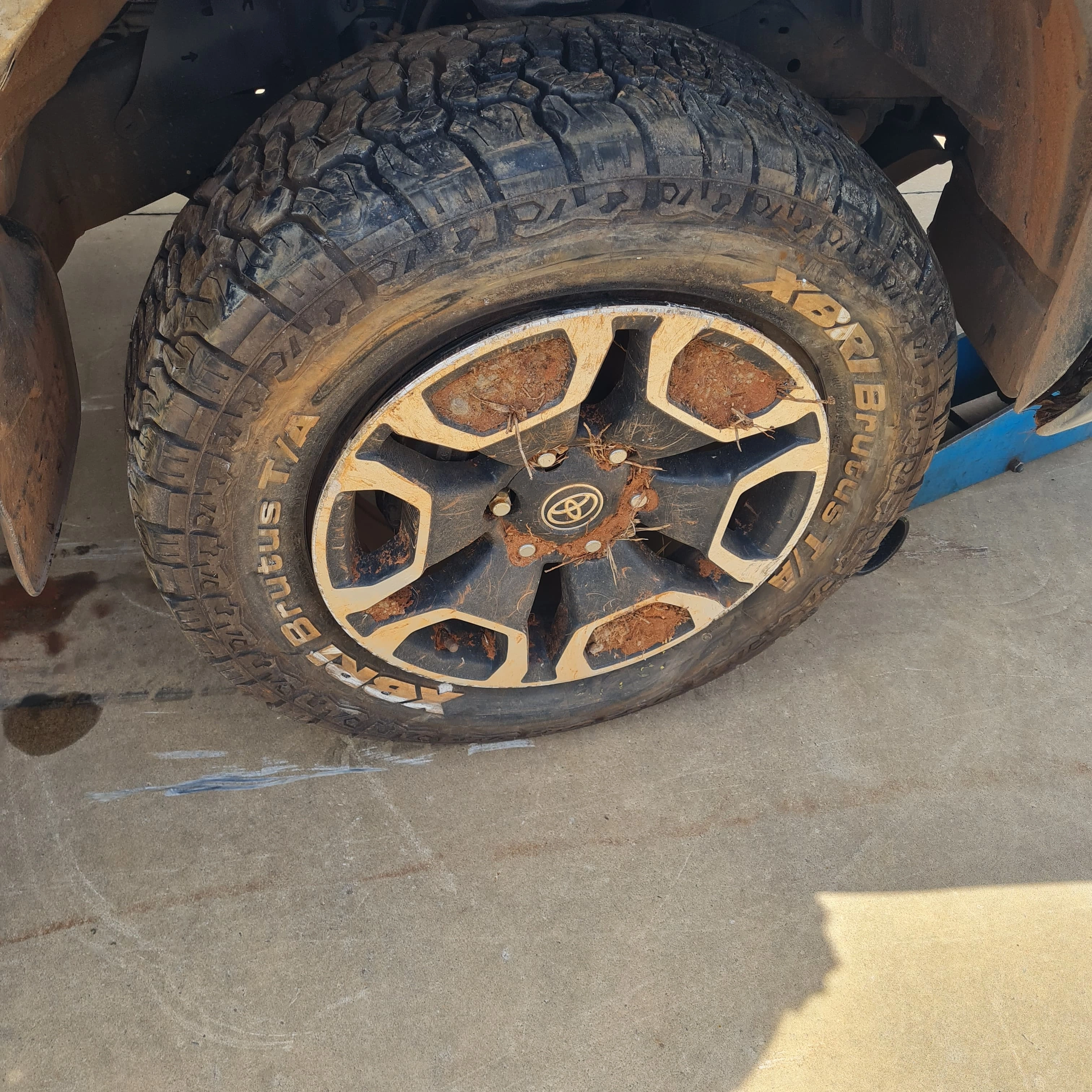 Sucata Toyota Hilux CD 2021 2.8 Manual
