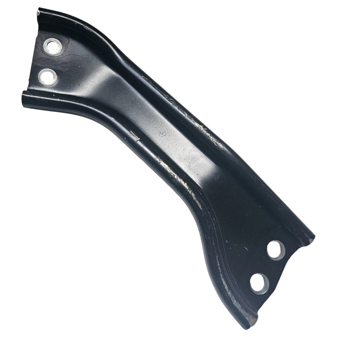 Suporte travessa direita do chassi S10 2.8 200CV 2022 Aut