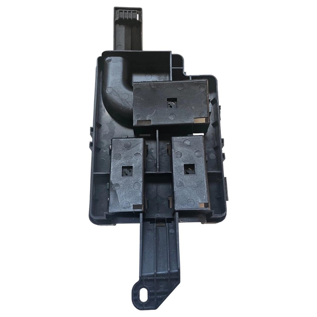 Suporte caixa de fusíveis S10 2.8 4x4 200CV Aut
