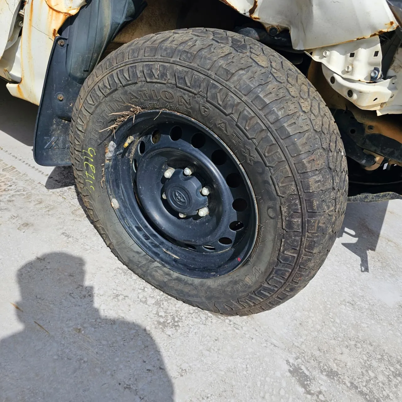 Sucata de Toyota Hilux CD LOW 2023/2024 Manual