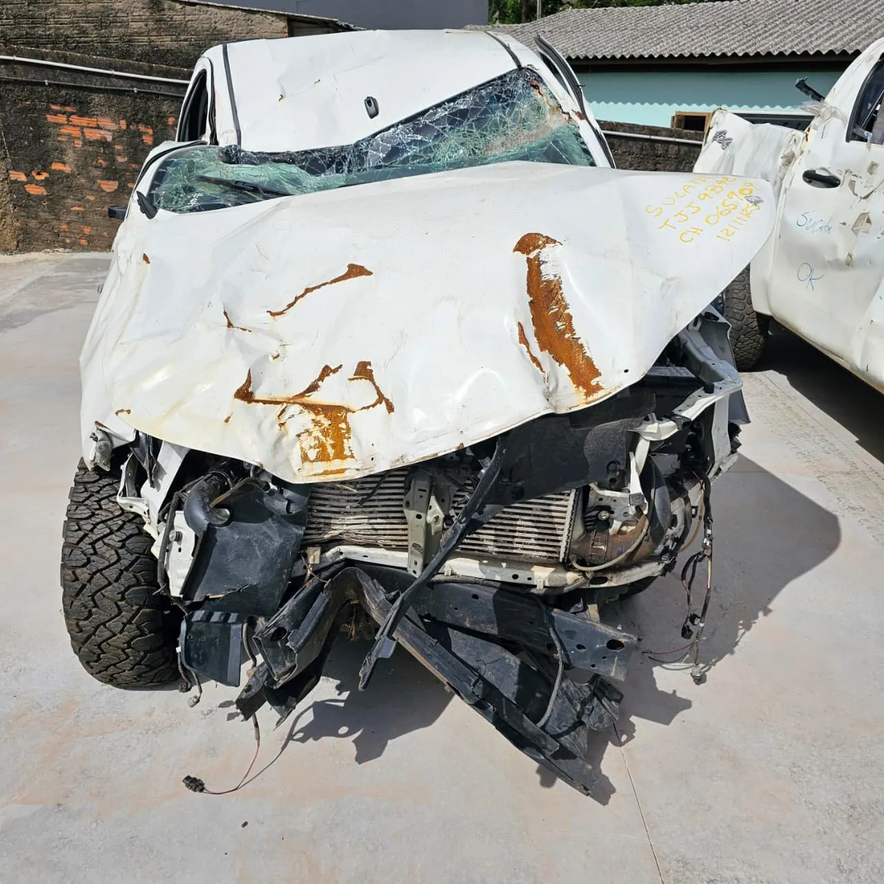 Sucata de Toyota Hilux CS 2025 2.8 Manual