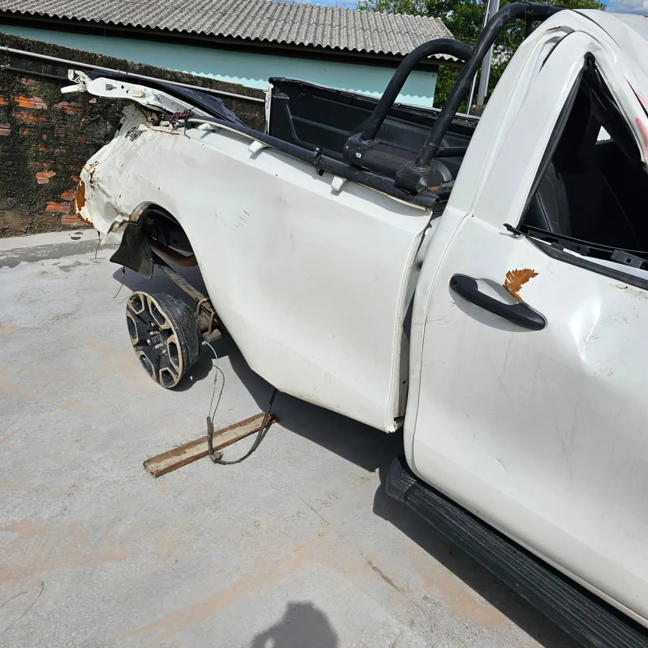 Sucata de Toyota Hilux CS 2025 2.8 Manual