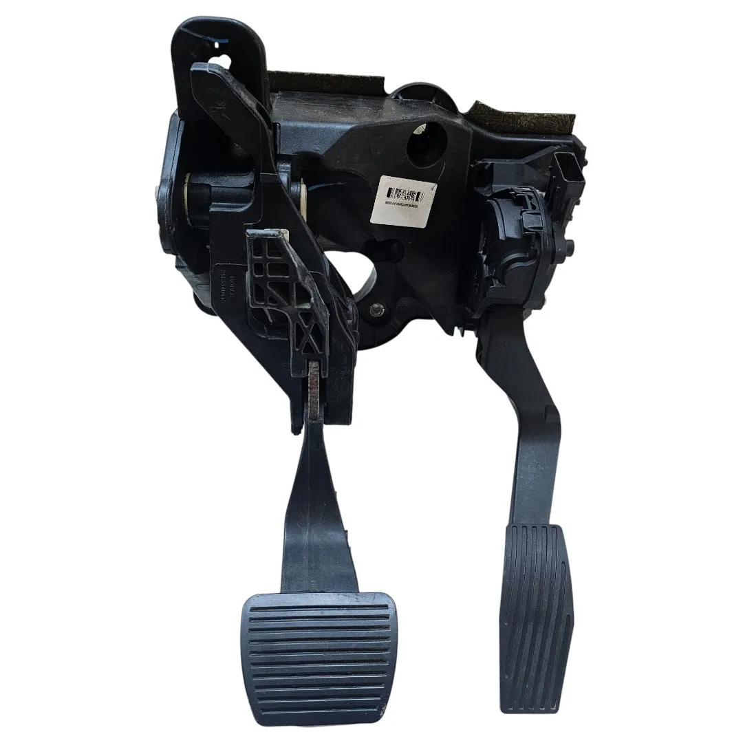 Suporte com pedal freio e acelerador Jeep Renegade 2021 1.8 Flex