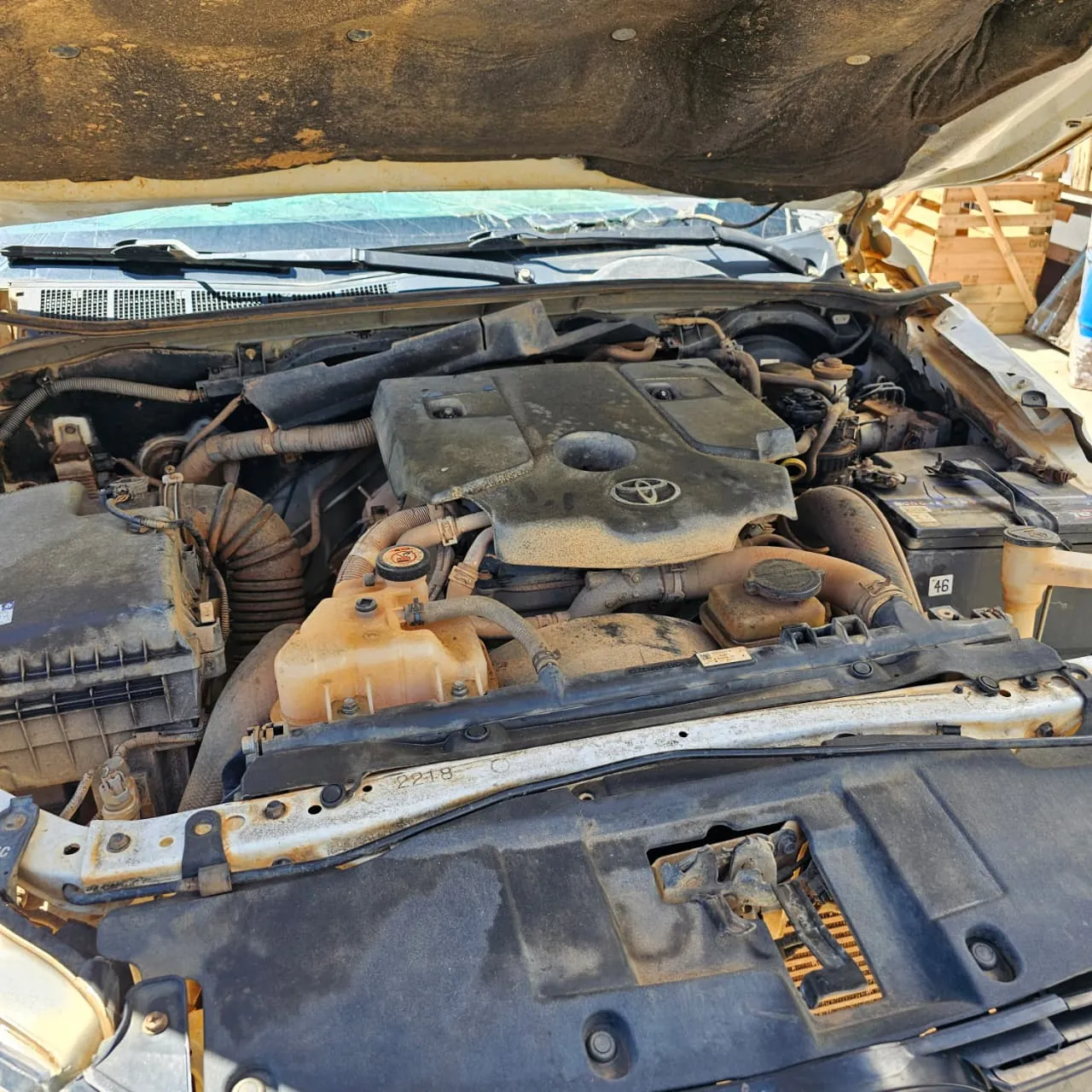 Sucata de Toyota Hilux CD LOW 2018 2.8 177cv Manual