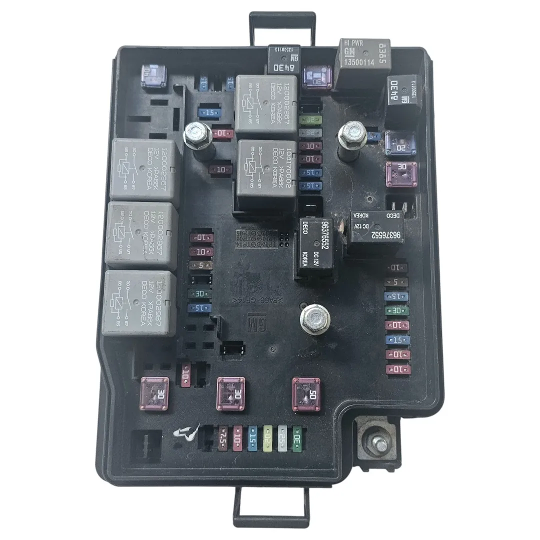 Caixa de fusíveis externa S10 2.5 Flex 4x2 2019 LT