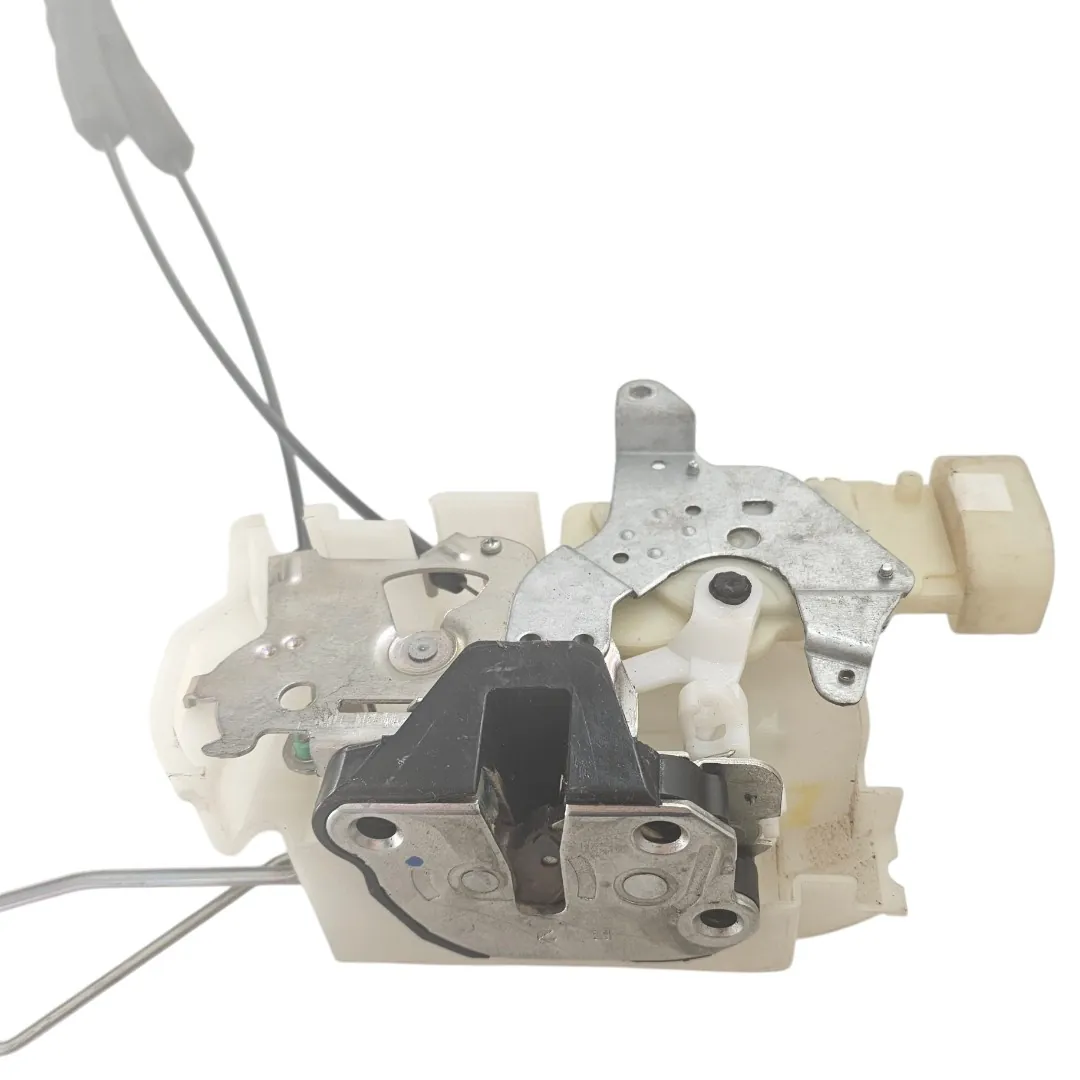 Fechadura porta dianteira esquerda Trailblazer s10 2.8 200cv