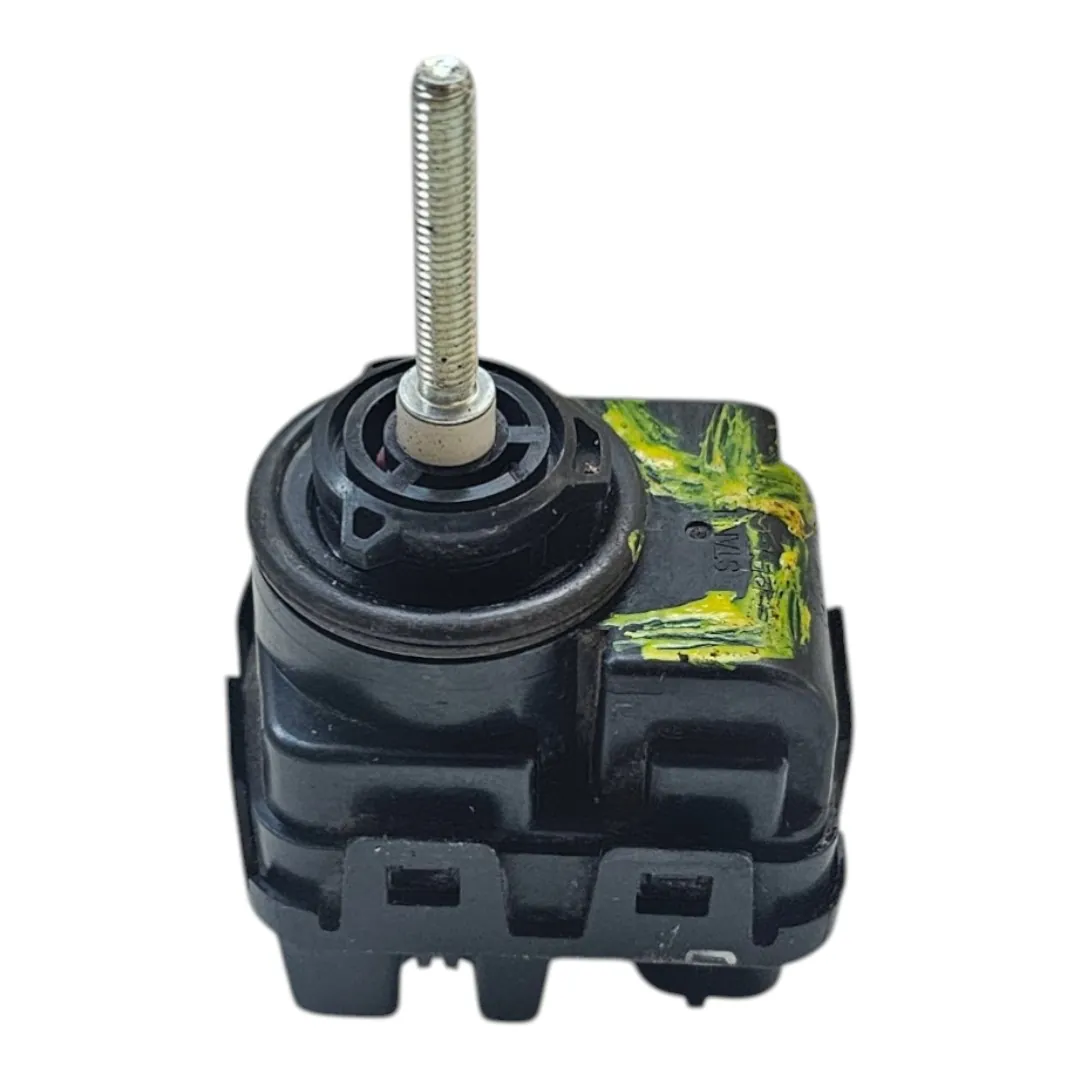 Motorzinho farol esquerdo L200 Triton 2.4 190cv 2020 Sport