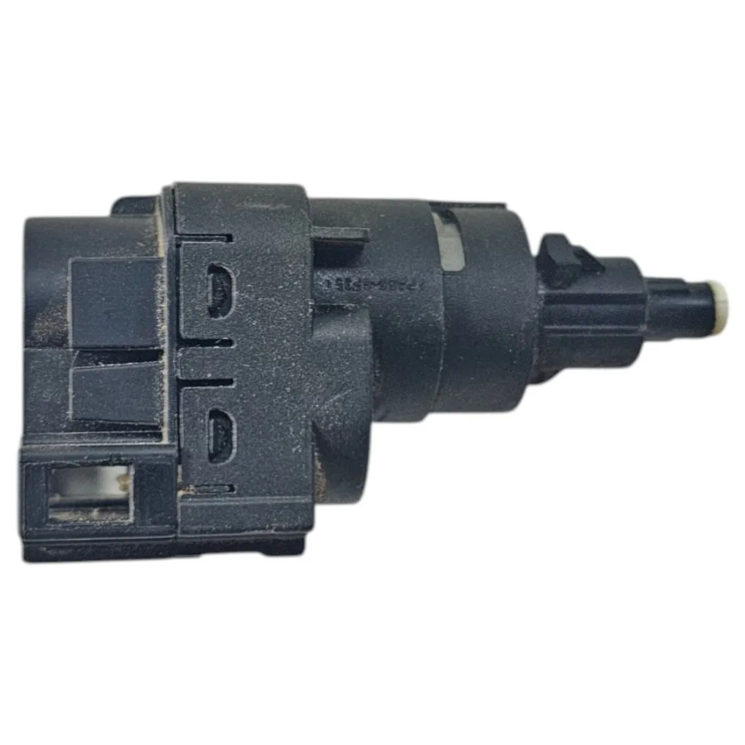 Interruptor sensor freio Saveiro Cross 2012 1.6 120cv