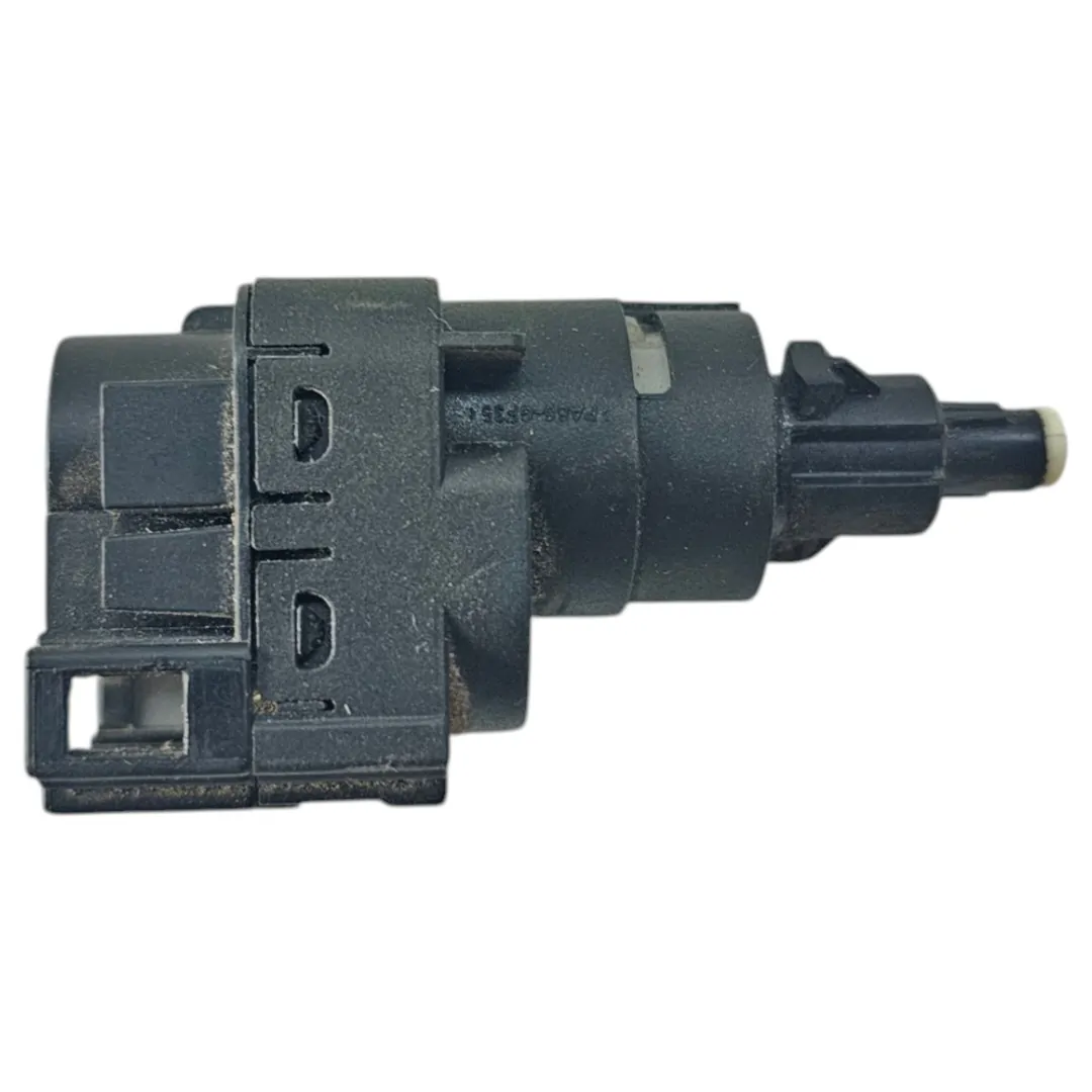 Interruptor sensor freio Saveiro Cross 2012 1.6 120cv