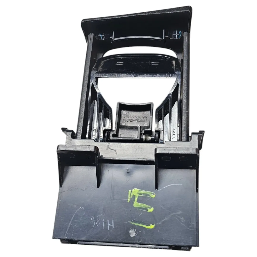 Porta copos esquerdo Hilux 3.0 sw4 srv 2014 