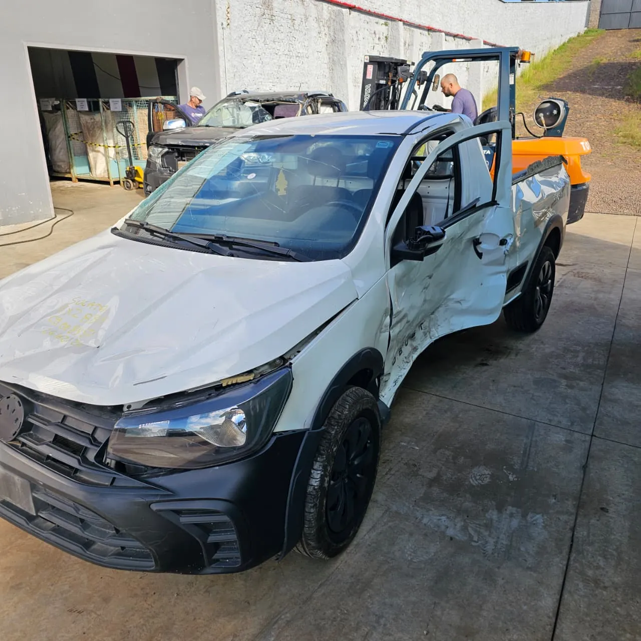 Sucata de Saveiro Cabine Simples 2025/2026 1.6 116cv Manual