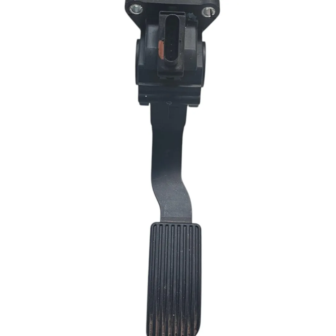 Pedal acelerador Sprinter 2.2 416 cdi 2020
