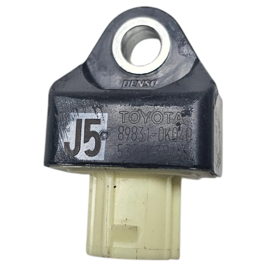 Sensor detonação aibag dianteiro direito Hilux 2.8 Srx 4x4 2020