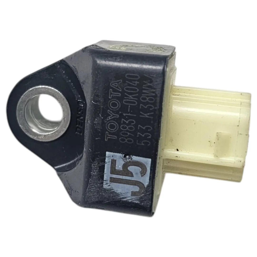 Sensor detonação aibag dianteiro direito Hilux 2.8 Srx 4x4 2020