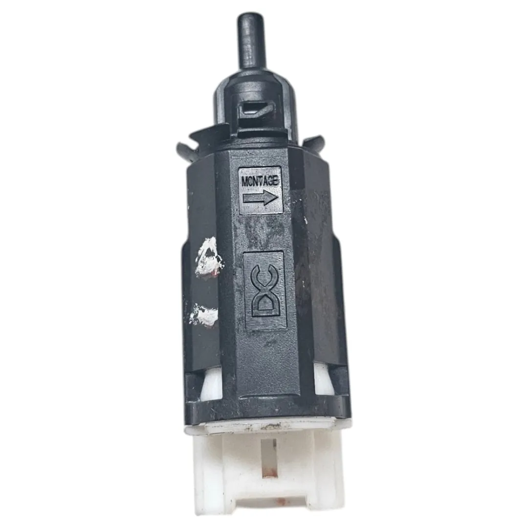 Sensor Interruptor pedal freio Frontier 2.8 XE 2006