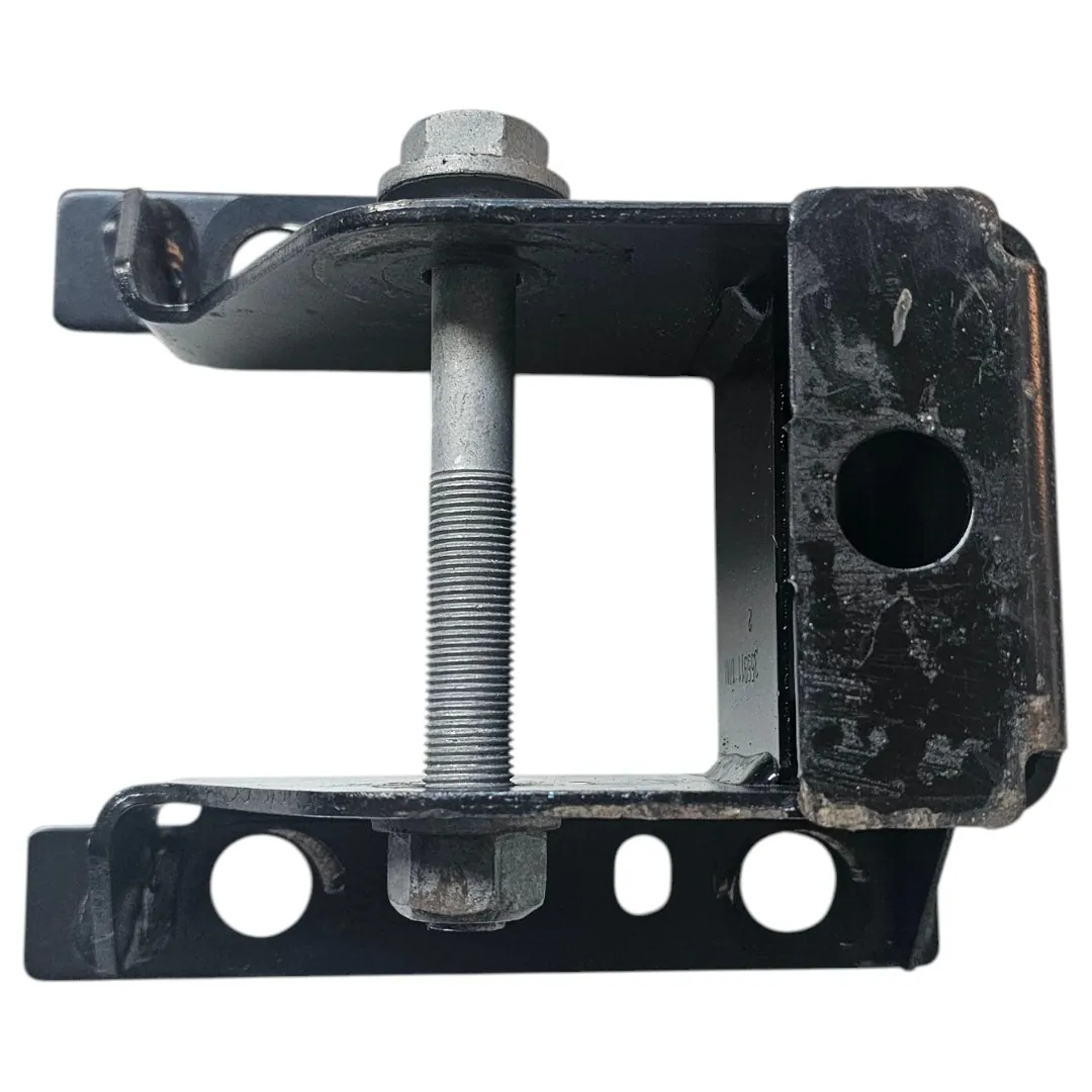 Suporte mola traseira Renault Master 2.3 2020
