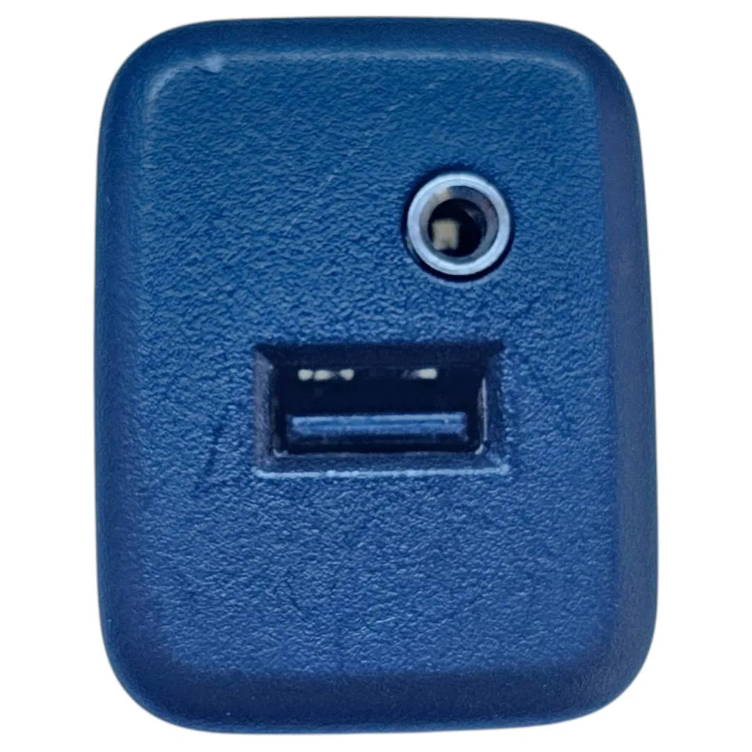 Entrada USB S10 2.8 LTZ 200CV 2019