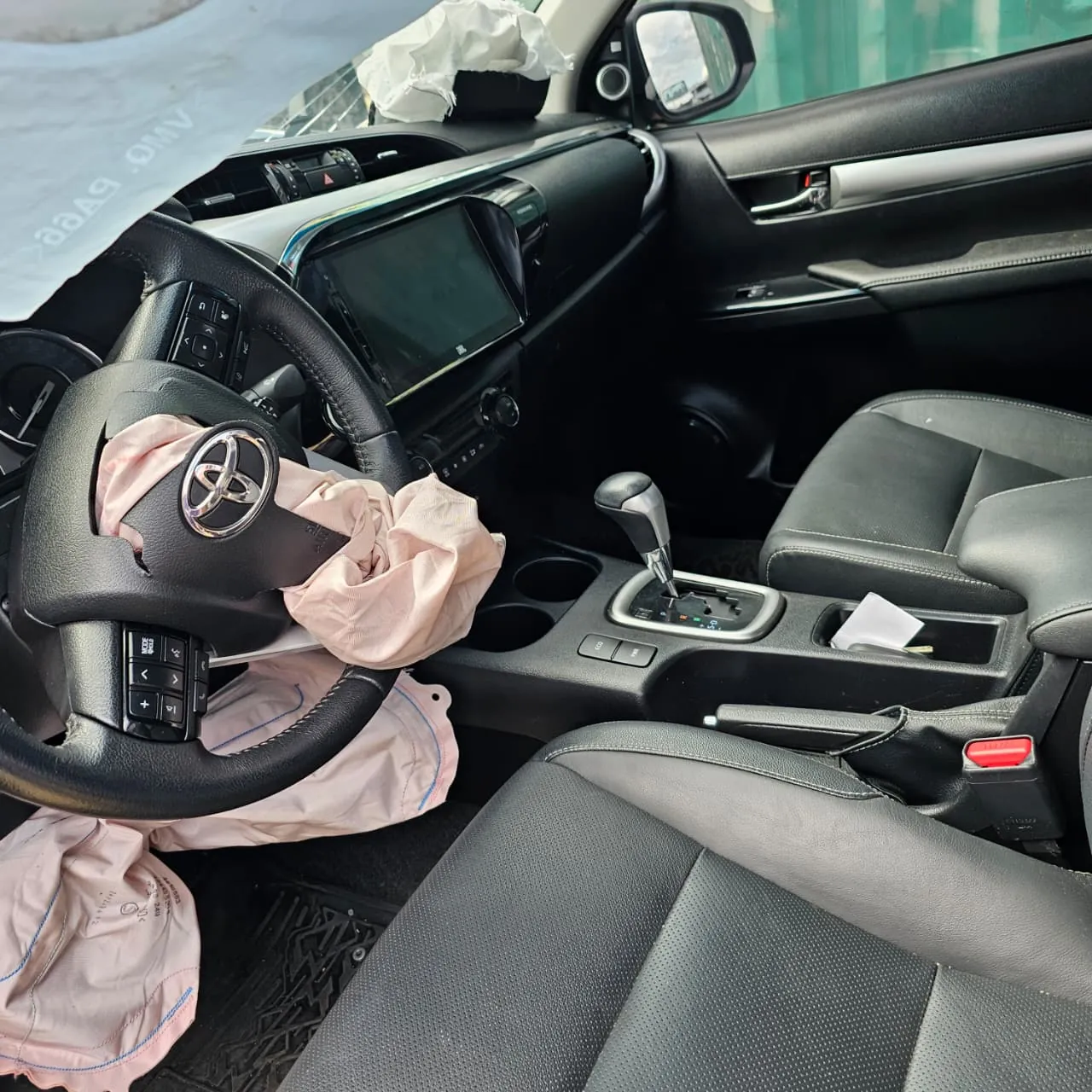 Sucata de Toyota Hilux CD SRX 2024 2.8 204cv Automática