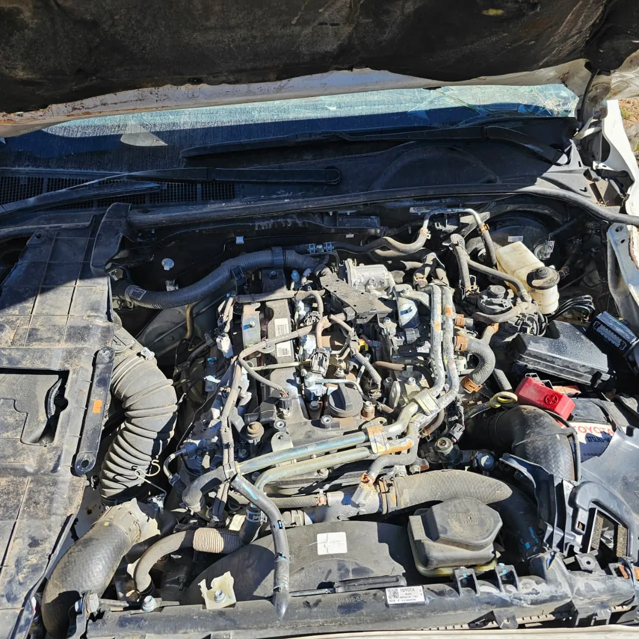 Sucata de Toyota Hilux CS LS 2023/2024 2.8 204cv Manual