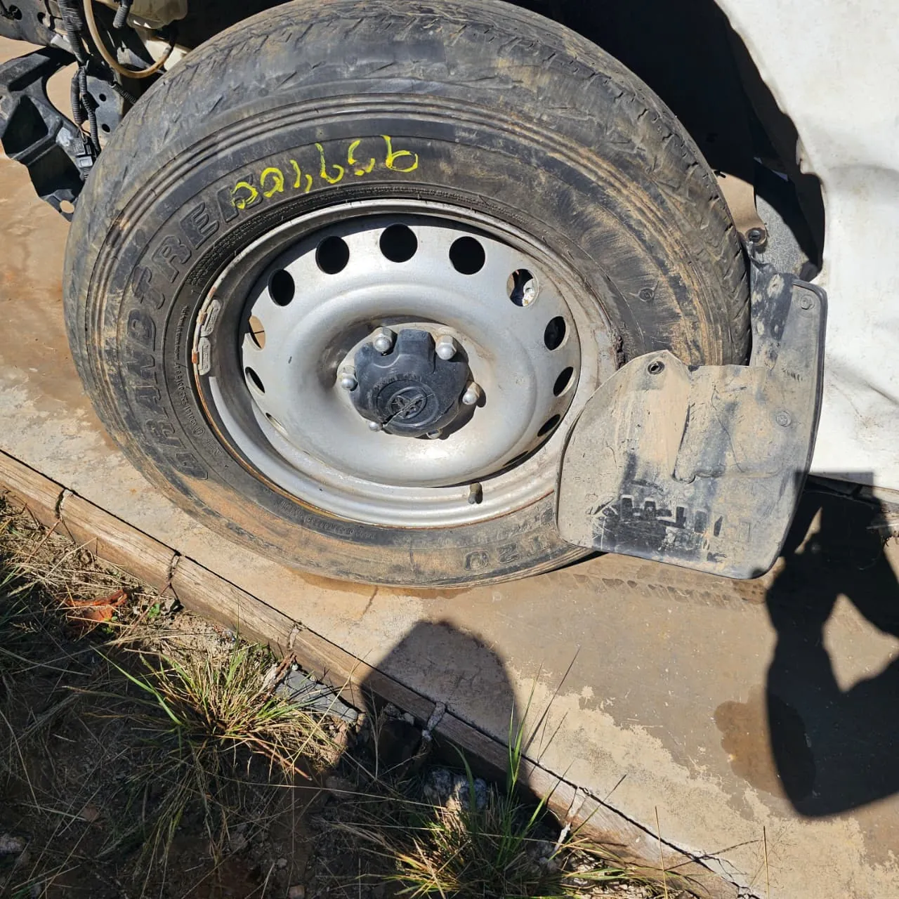 Sucata de Toyota Hilux CS LS 2023/2024 2.8 204cv Manual