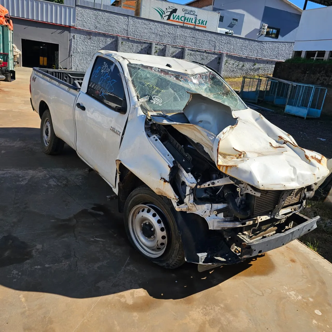 Sucata de Toyota Hilux CS LS 2023/2024 2.8 204cv Manual
