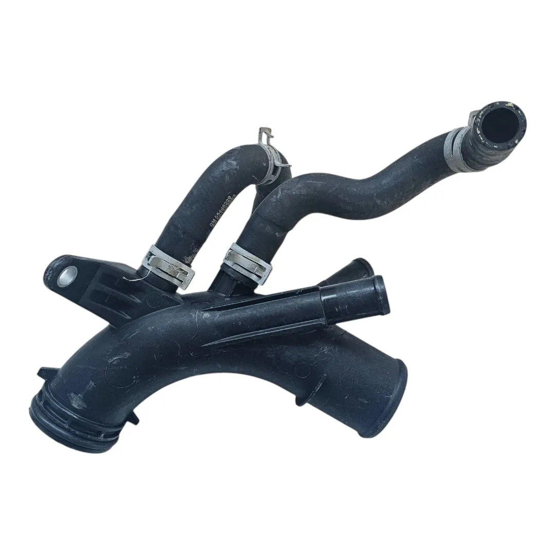 Tubo saída bomba de água S10 2.8 200CV 2017