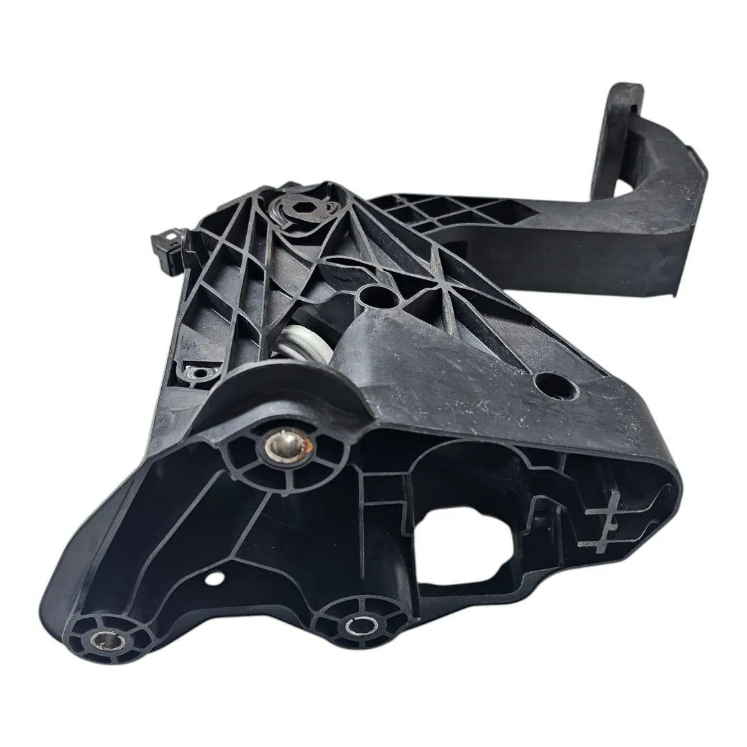 Pedal de embreagem Sprinter 416 cdi 2020