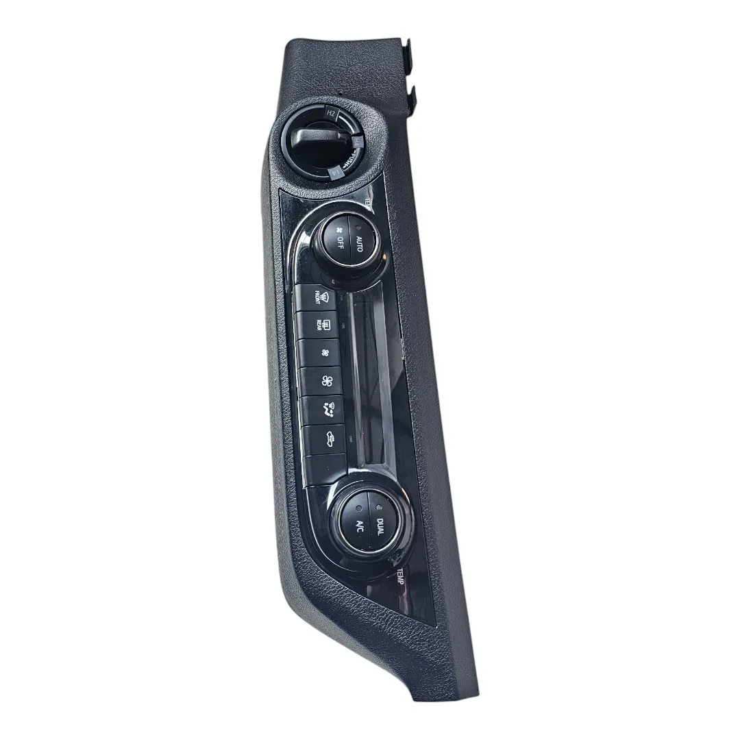 Comando ar condicionar digital com moldura e botão Hilux 2.8 SRX 204CV 2024