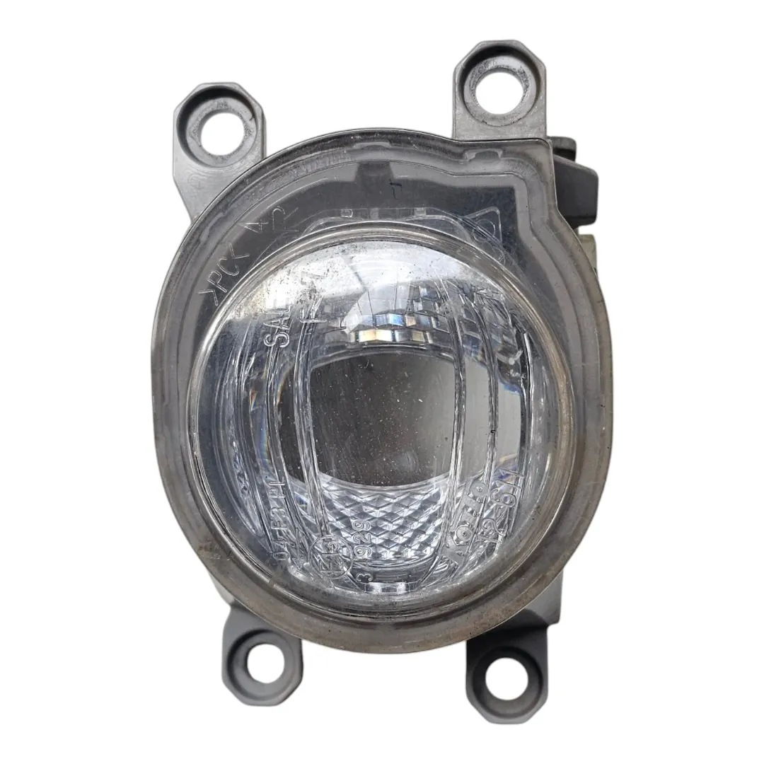 Farol de milha direito (farolete)  Hilux 2.8 SRX 204CV 2024 