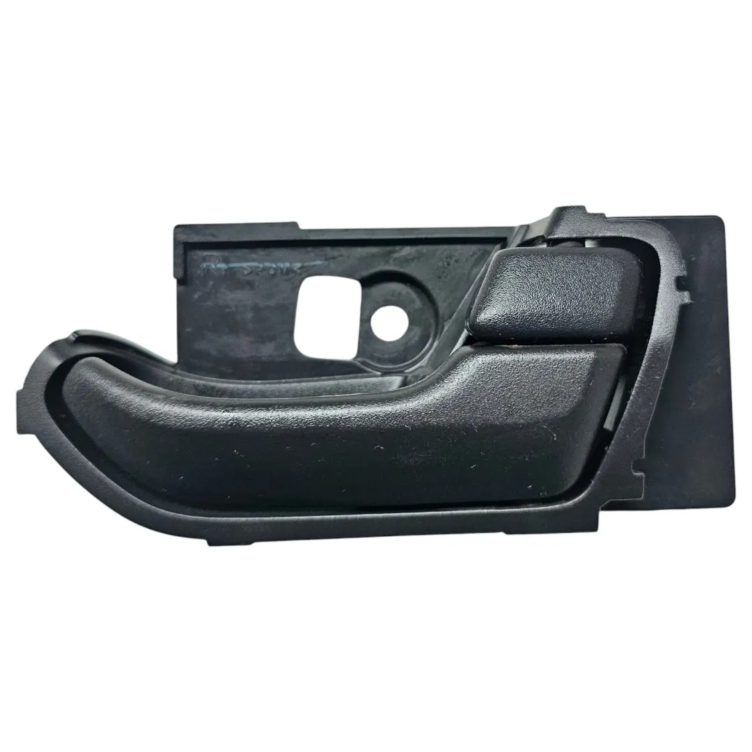 Puxador porta traseira direita S10 2.8 Diesel 4X4 LS 2020