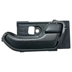 Puxador porta traseira direita S10 2.8 Diesel 4X4 LS 2020 