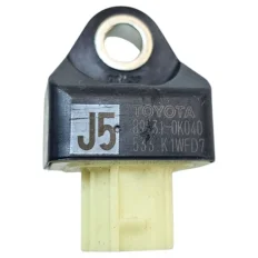 Sensor impacto airbag dianteiro direito Toyota Hilux 2.8 SRX 2016/...