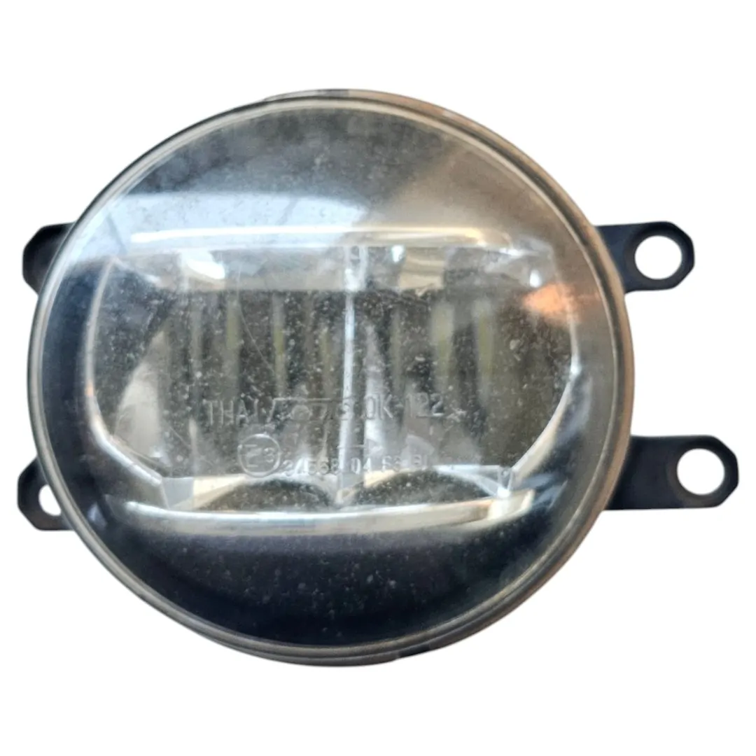 Farol de milha (farolete) esquerdo Toyota Hilux 2.8 SRX 2016/...