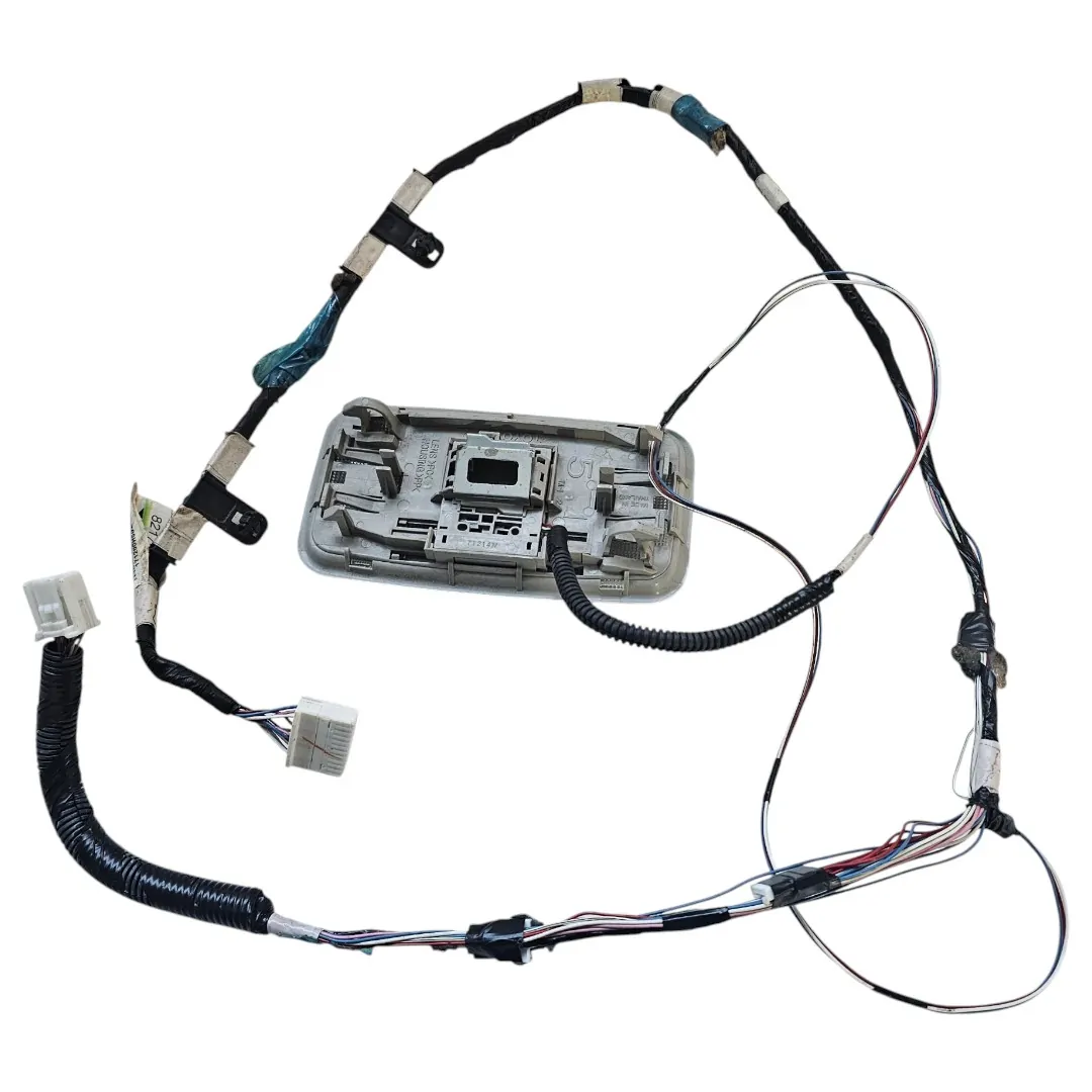 Luz de teto com chicote Toyota Hilux 2.8 SRX 2016/...