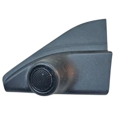 Acabamento interno retrovisor esquerdo Toyota Hilux 2.8 SRX 2016/...