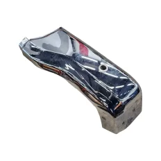 Ponteira cromada parachoque direita detalhe Ranger V6 2024 limited