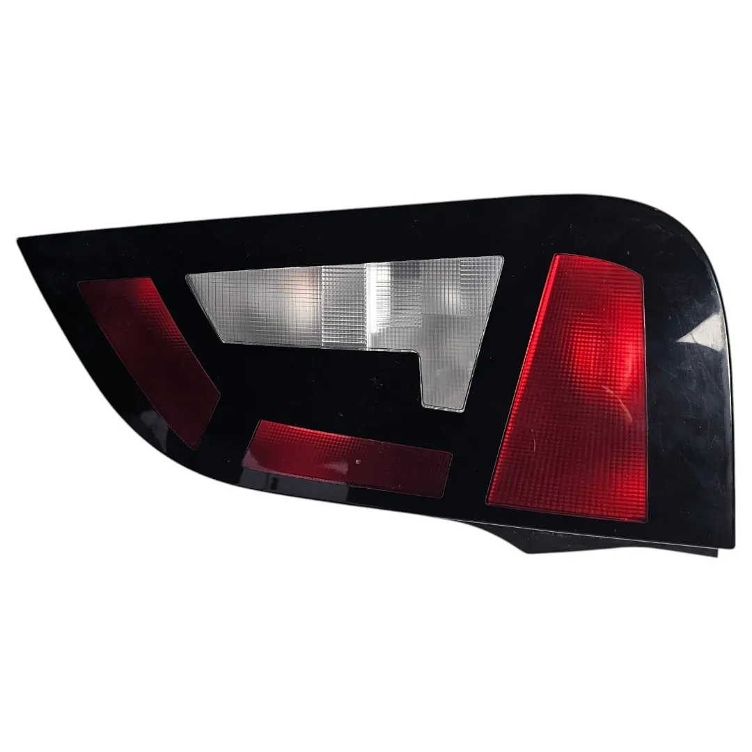 Lanterna direita UP 1.0 TSI XTREME 2020