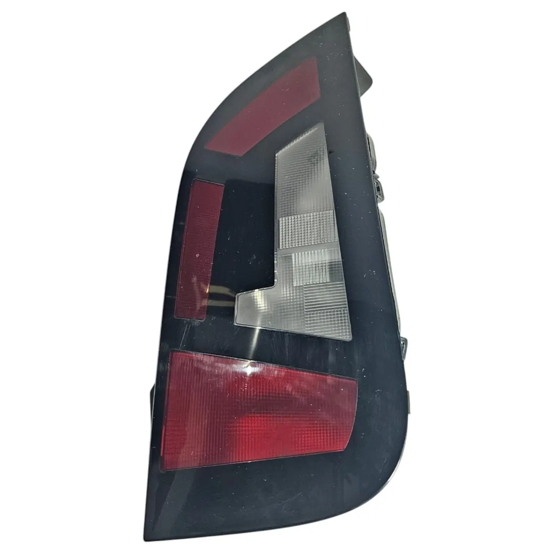 Lanterna direita UP 1.0 TSI XTREME 2020