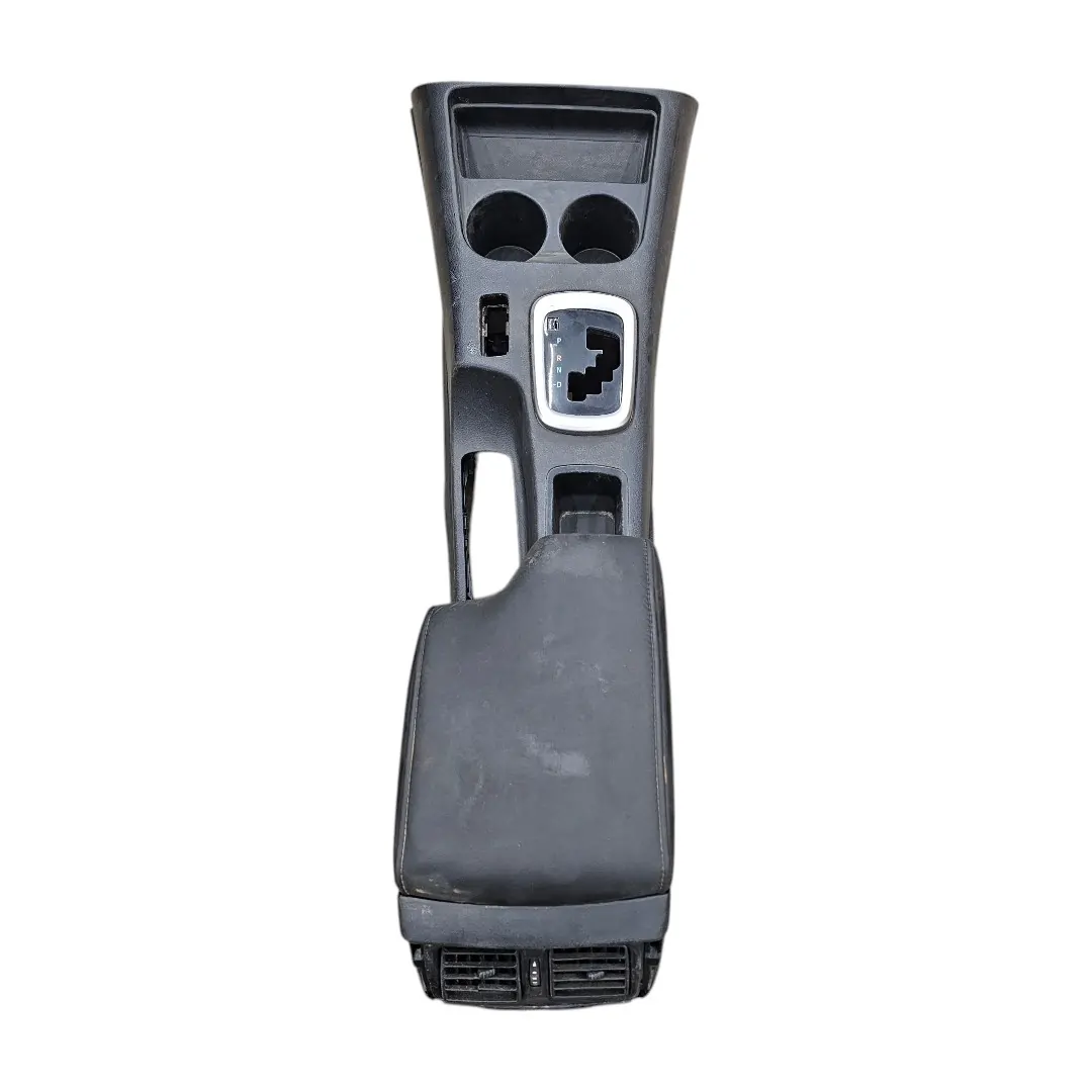Console central com detalhe Hilux 2.8 Srv 4x4 2019